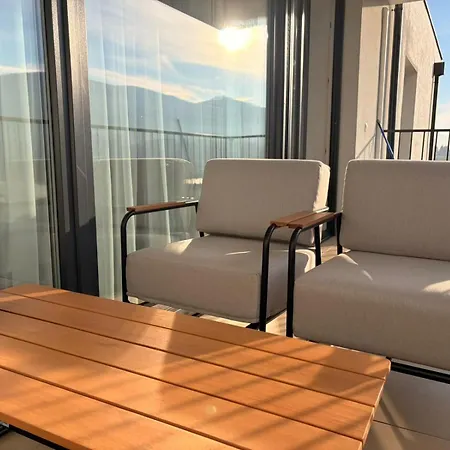 Sekvoja View Apartamento Zarnovica