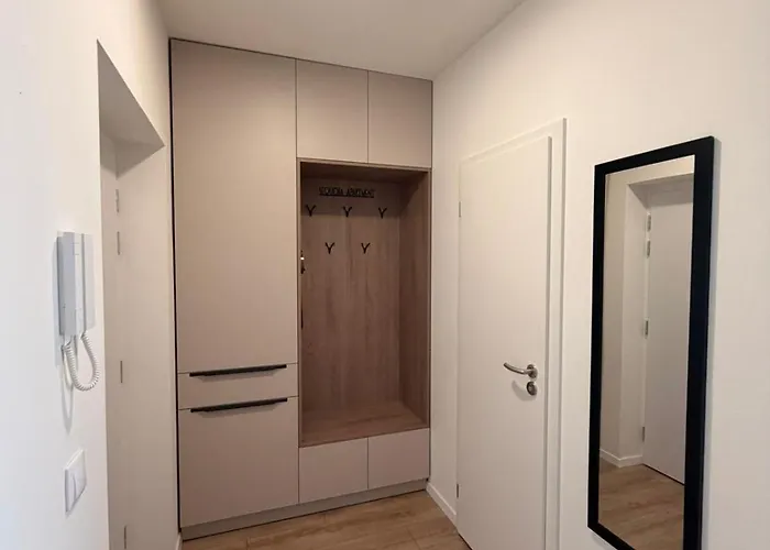 Sekvoja View * Nova Bana