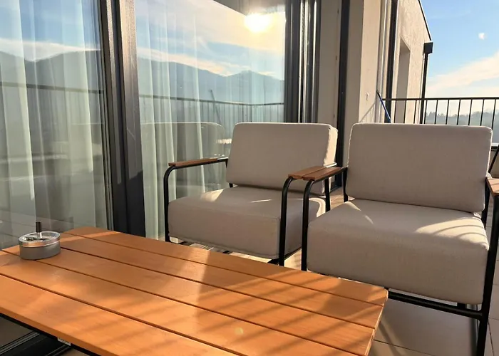 Sekvoja View Apartamento Zarnovica