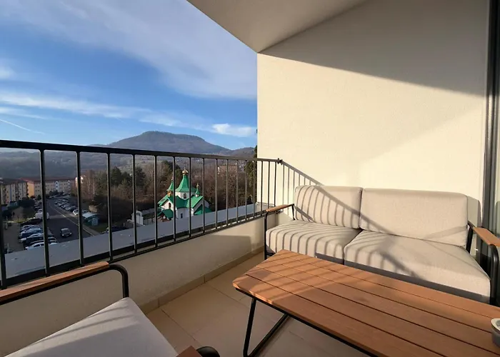 Appartamento Sekvoja View
